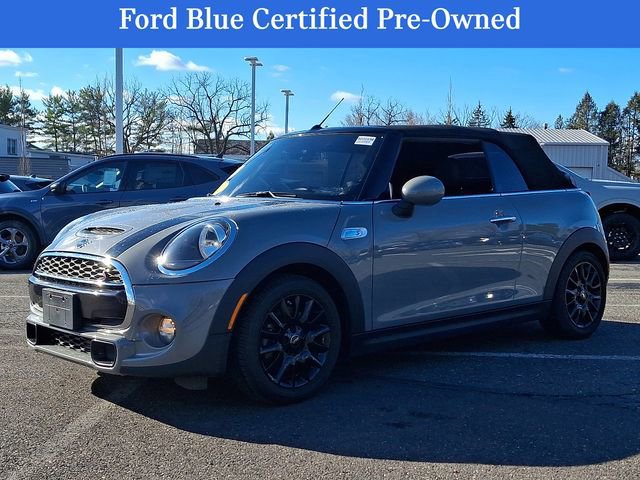 Used 2019 MINI Cooper S w/ Signature Upholstery Package image 2