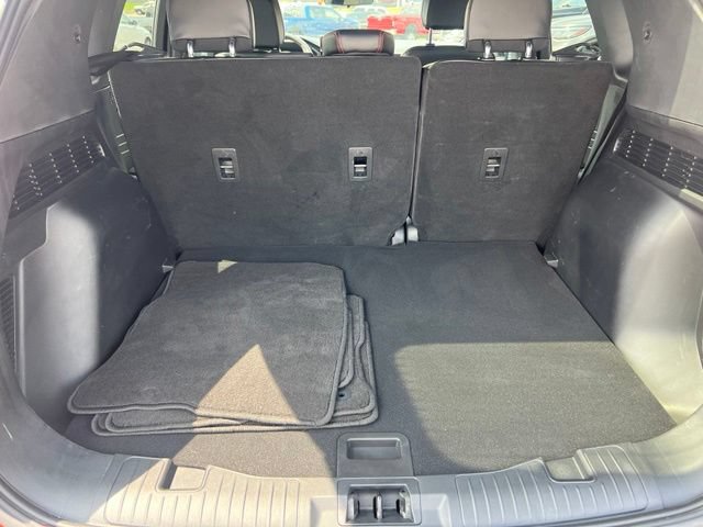 Certified 2025 Ford Escape ST-Line w/ Tech Pack #1 AWD/4WD image 22