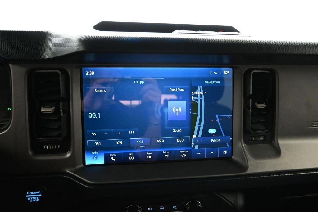 Certified 2023 Ford Bronco Outer Banks AWD/4WD image 15
