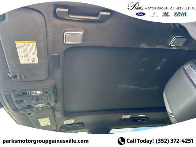 Used 2021 Cadillac Escalade ESV Sport Platinum image 12