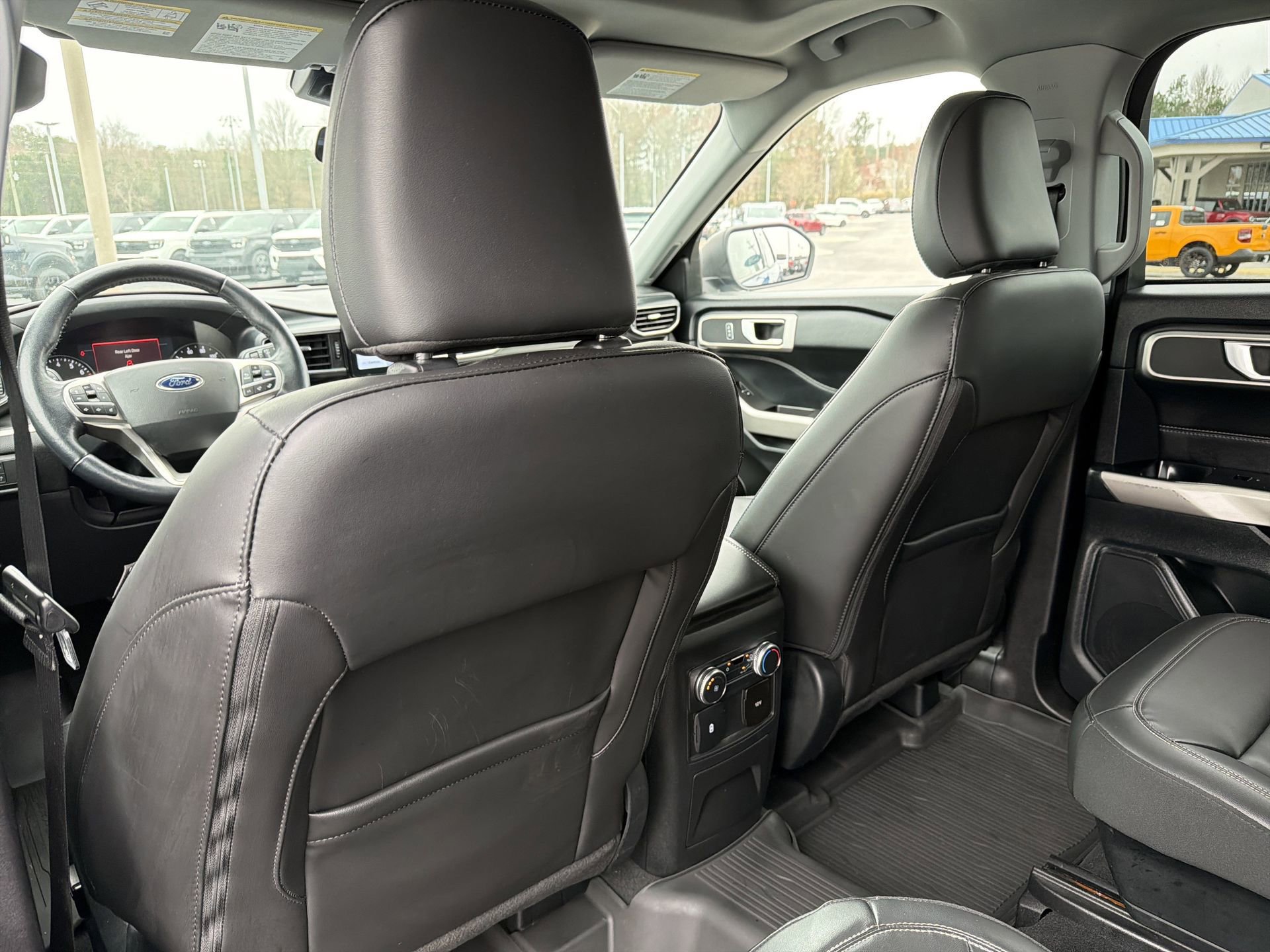 Certified 2022 Ford Explorer XLT w/ Equipment Group 202A image 29