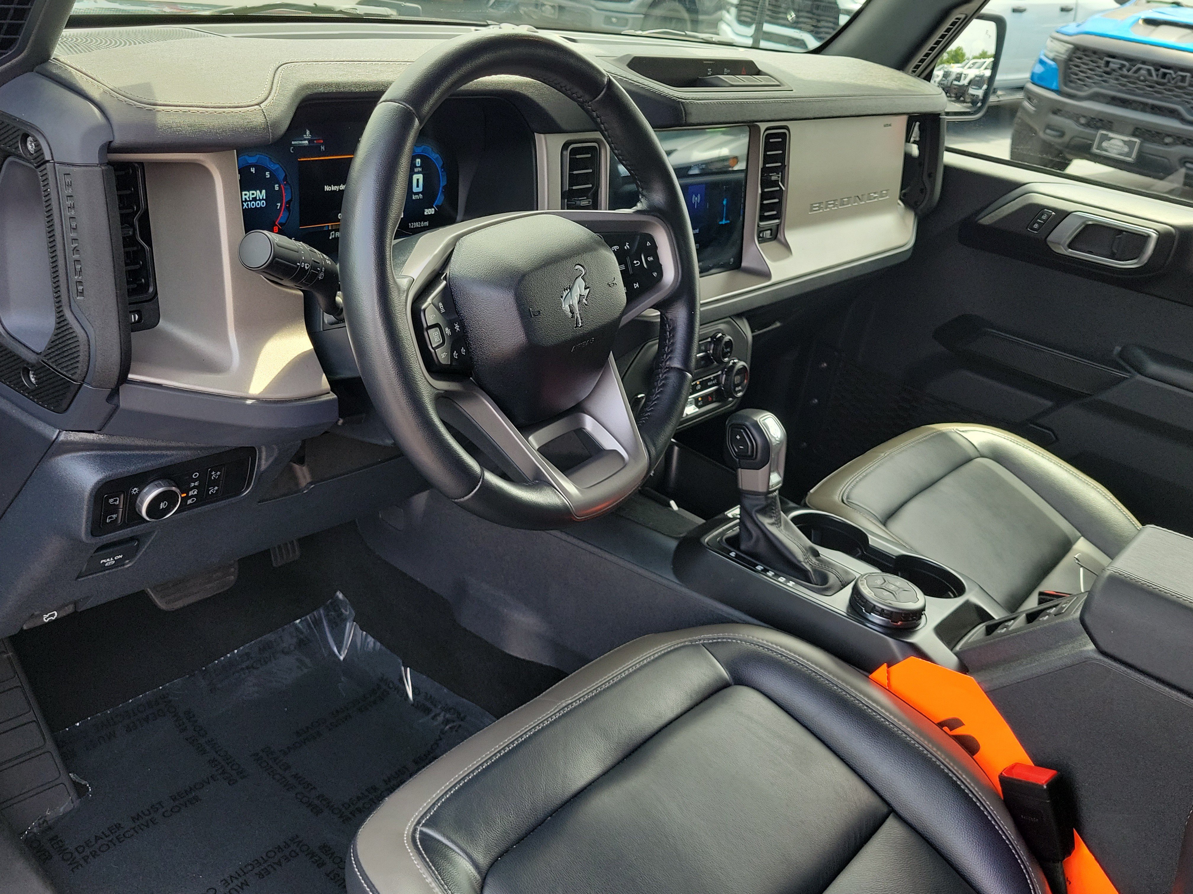 Certified 2025 Ford Bronco Outer Banks AWD/4WD image 20