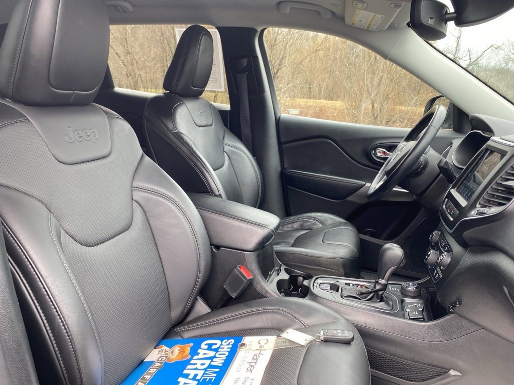 Used 2021 Jeep Cherokee Latitude Lux w/ Comfort/Convenience Group image 11