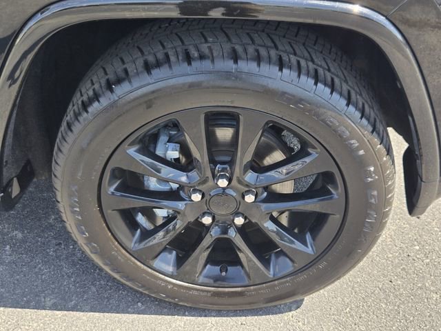 Used 2020 Jeep Grand Cherokee Altitude image 20