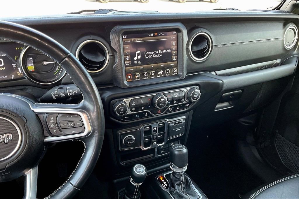 Used 2021 Jeep Wrangler Unlimited Sahara w/ Cold Weather Group AWD/4WD image 6