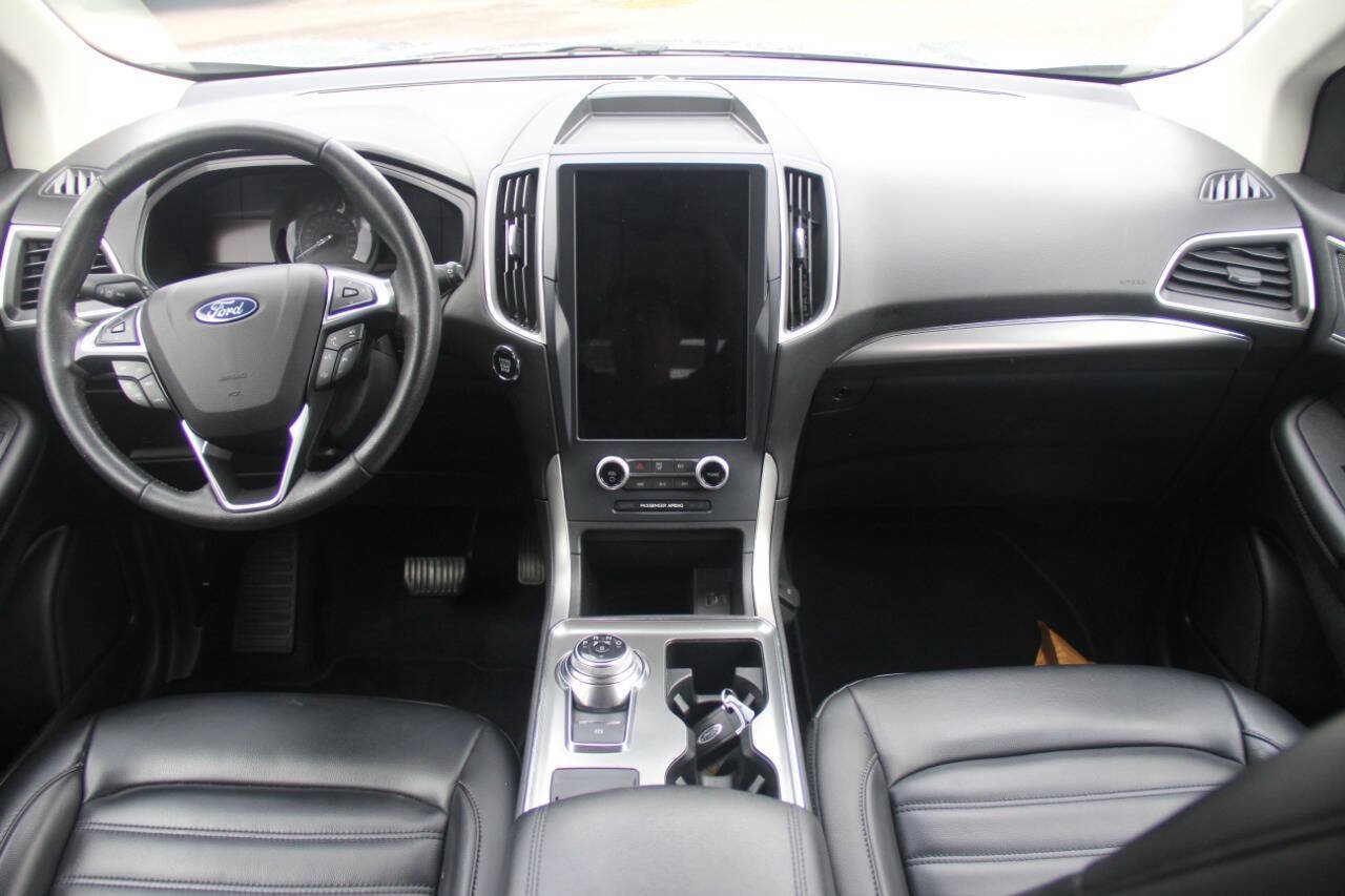 Certified 2022 Ford Edge SEL AWD/4WD image 16