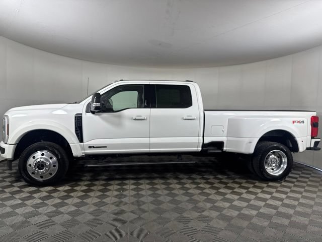 Certified 2026 Ford F450 Platinum w/ FX4 Off-Road Package AWD/4WD image 7