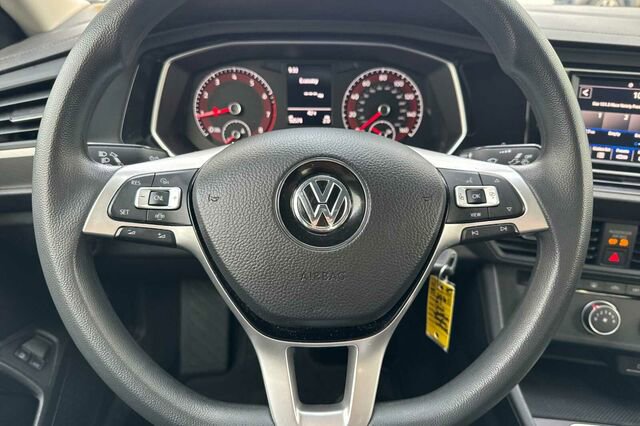 Used 2021 Volkswagen Jetta S w/ Driver Assistance Package image 18