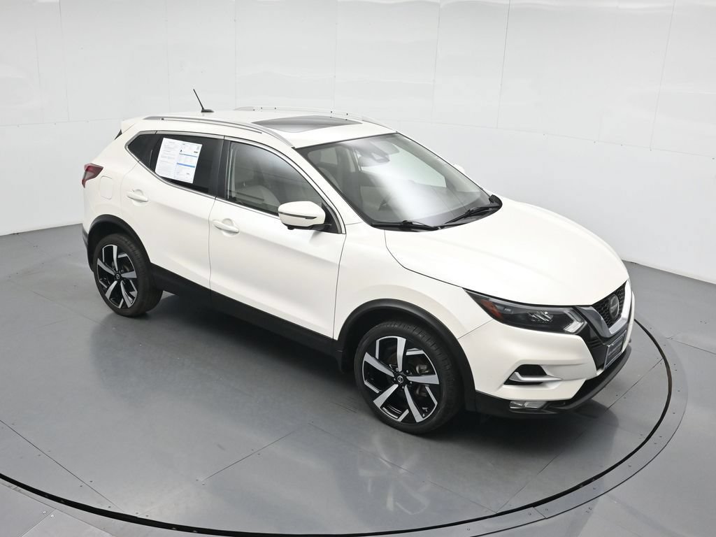 Used 2020 Nissan Rogue Sport SL w/ Premium Package FWD image 41