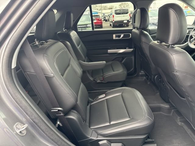 Certified 2024 Ford Explorer XLT w/ Equipment Group 202A AWD/4WD image 35