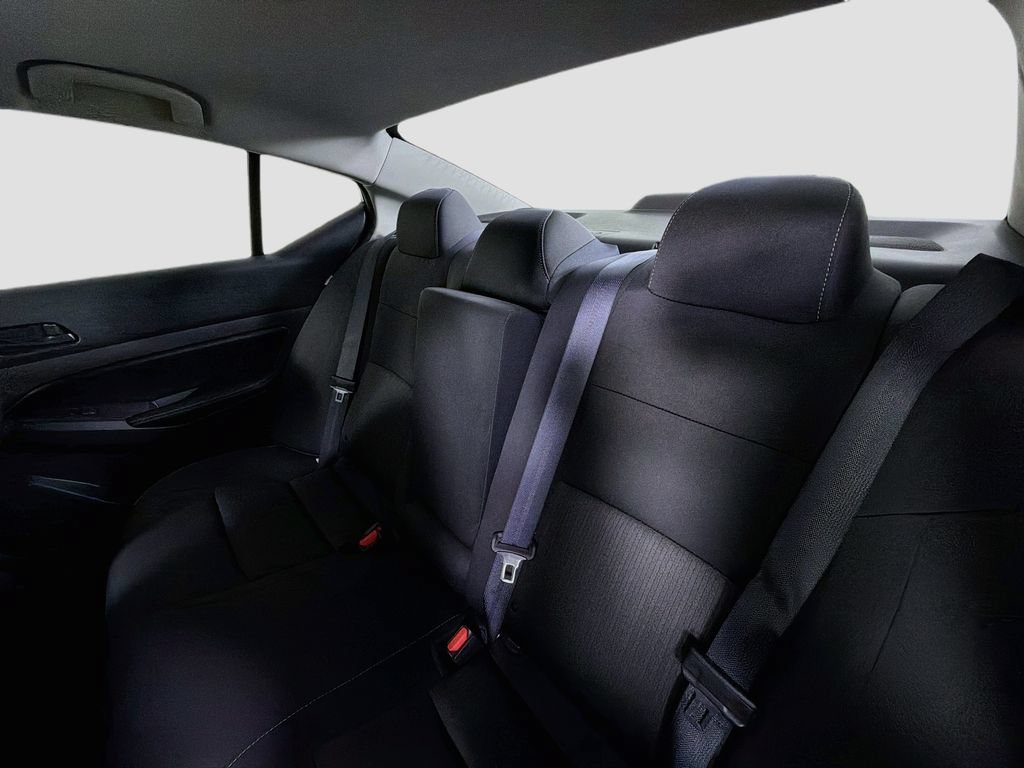 Used 2025 Nissan Altima 2.5 SV FWD image 24