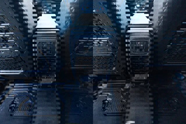 Certified 2025 Ford Bronco Badlands image 10