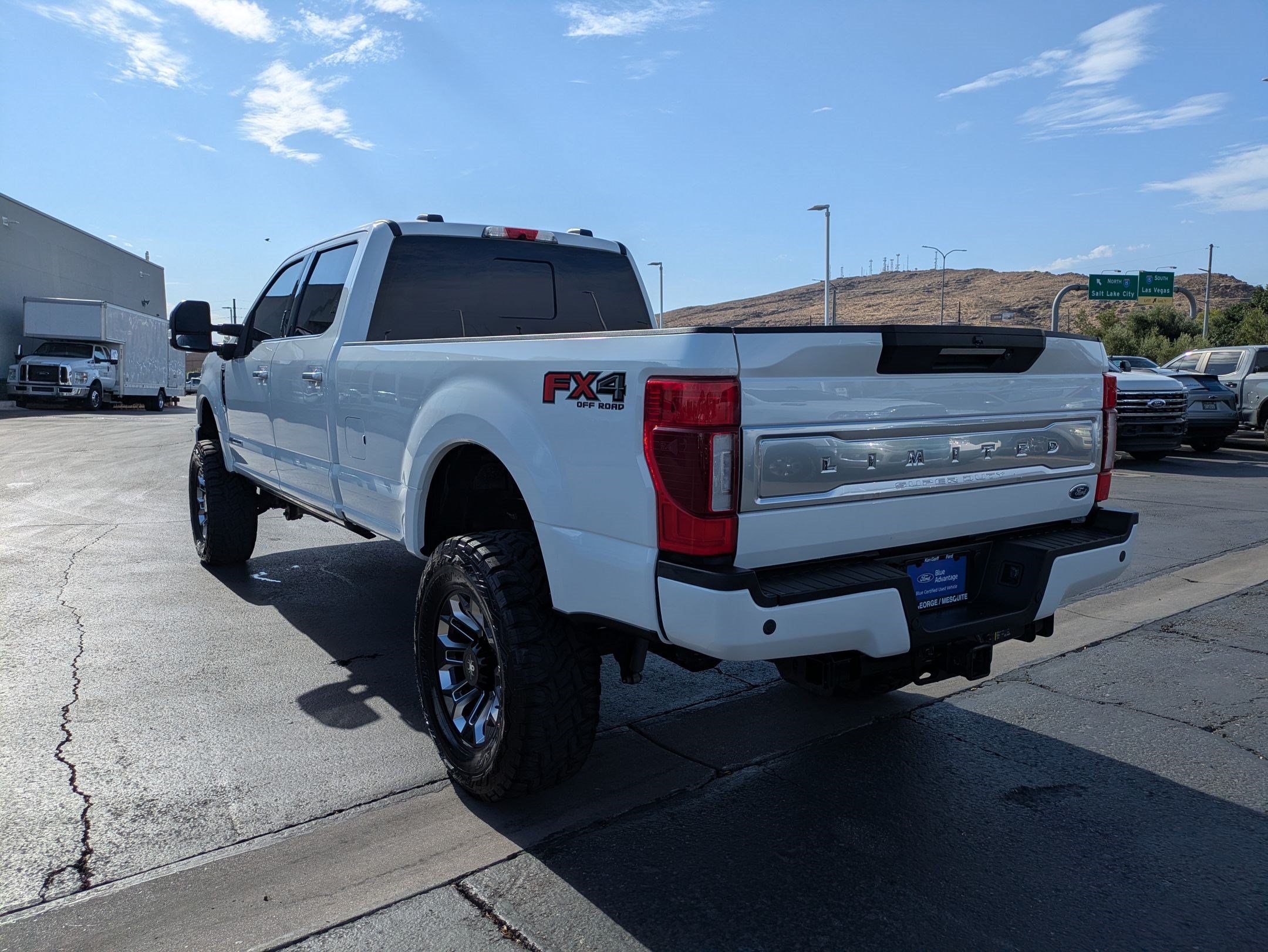 Certified 2022 Ford F350 Limited AWD/4WD image 7