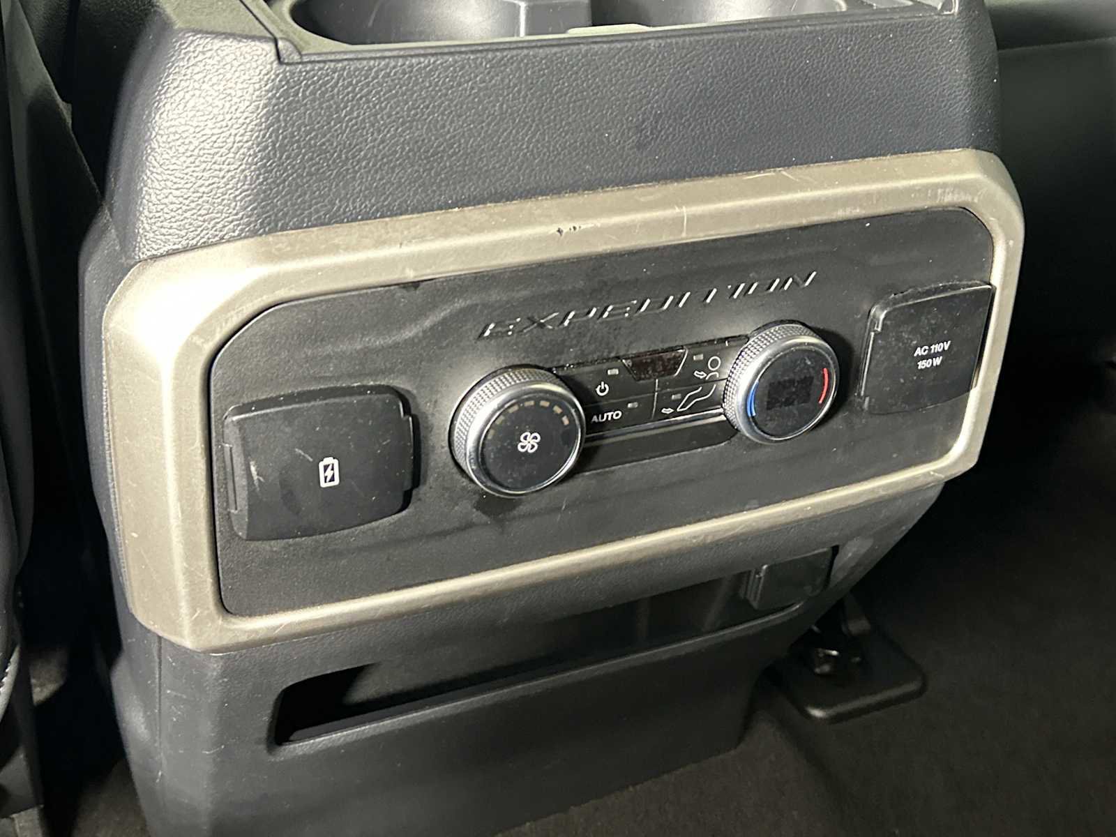 Certified 2024 Ford Expedition Max XLT image 25