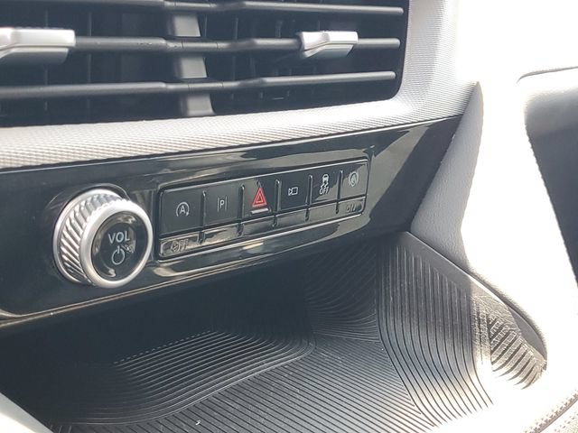 Certified 2025 Ford Explorer Active w/ Active Comfort Package AWD/4WD image 22