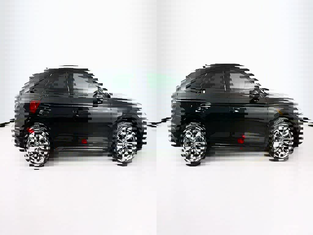 Used 2021 Audi SQ5 Premium Plus w/ Premium Plus Package image 6