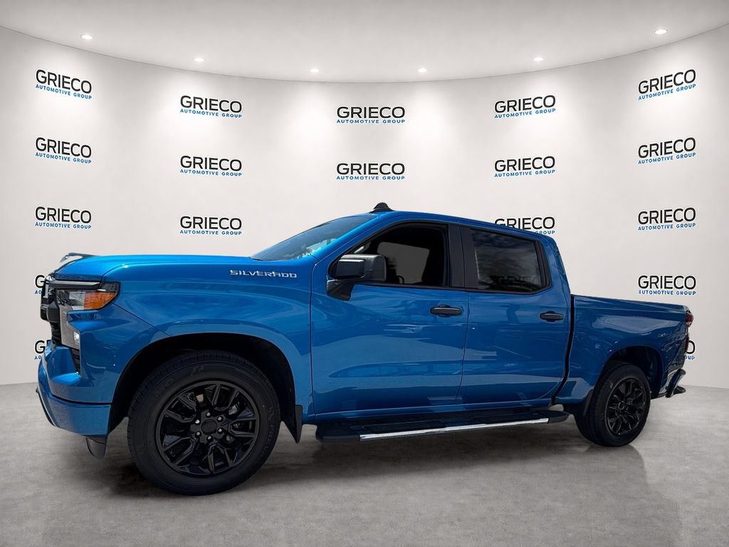 Used 2024 Chevrolet Silverado 1500 Custom RWD image 3