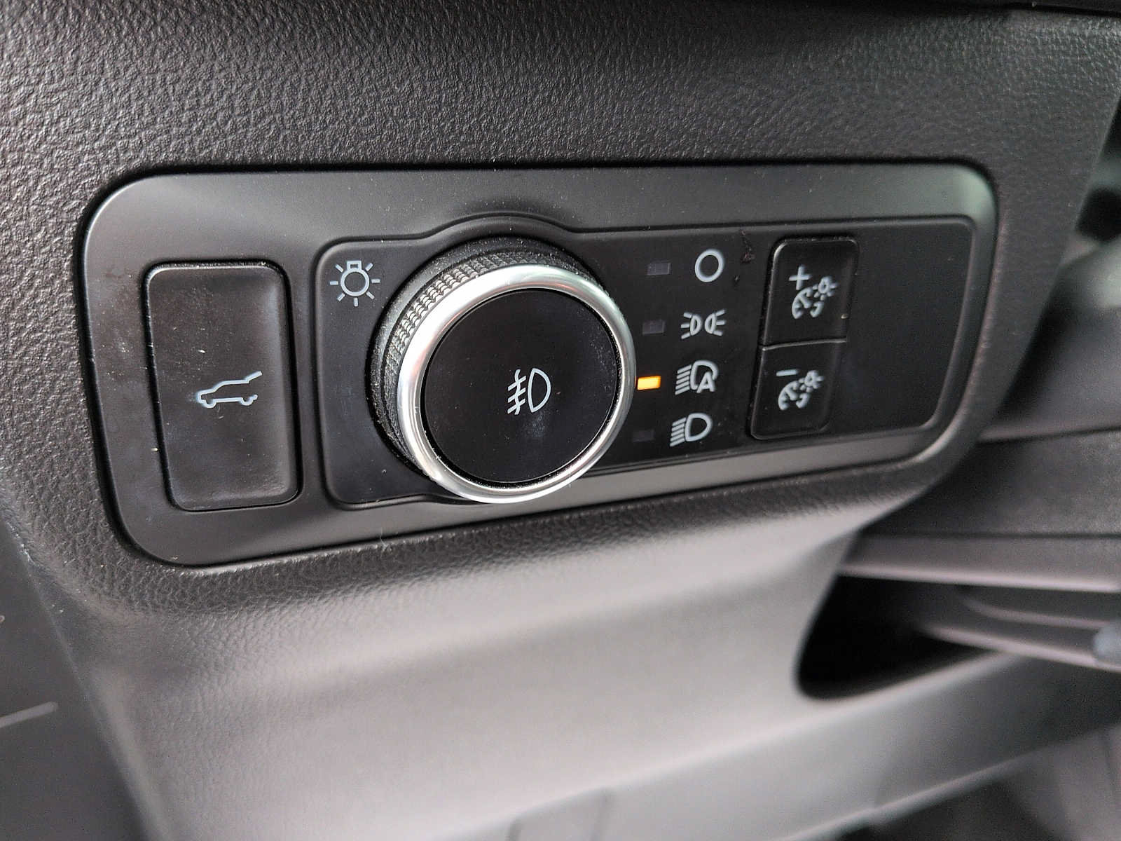 Certified 2025 Ford Escape ST-Line Select AWD/4WD image 15