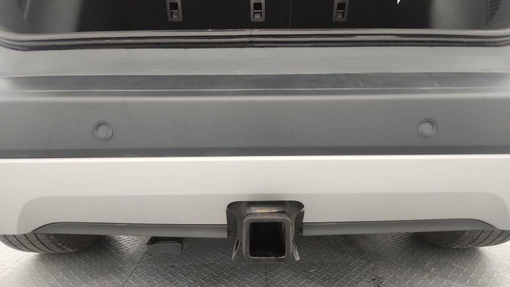 Certified 2022 Ford Escape Titanium w/ Class II Trailer Tow Package image 17