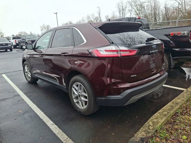 Certified 2024 Ford Edge SEL w/ Convenience Package image 2