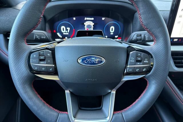 Certified 2025 Ford Explorer ST-Line w/ Premium Package AWD/4WD image 24