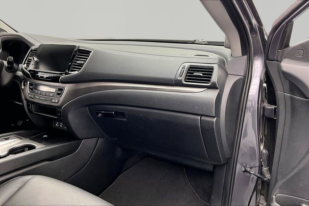 Used 2025 Honda Ridgeline RTL image 17