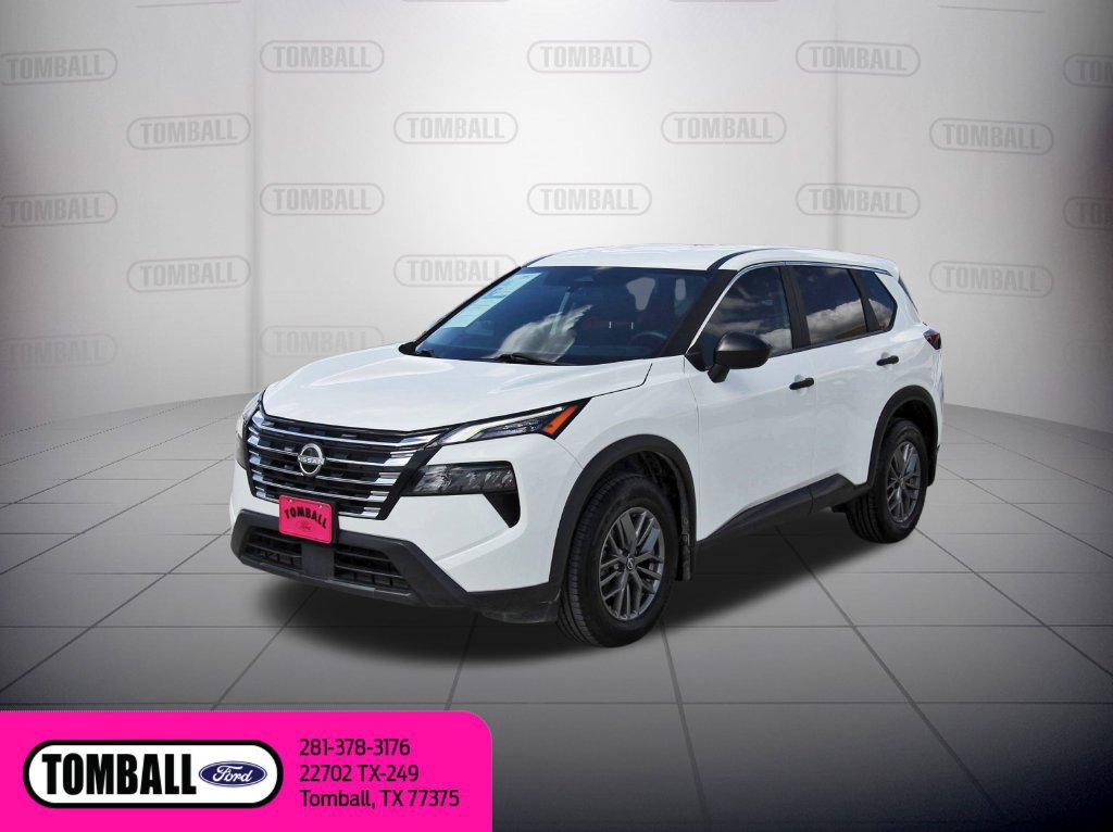 Used 2024 Nissan Rogue S FWD image 3