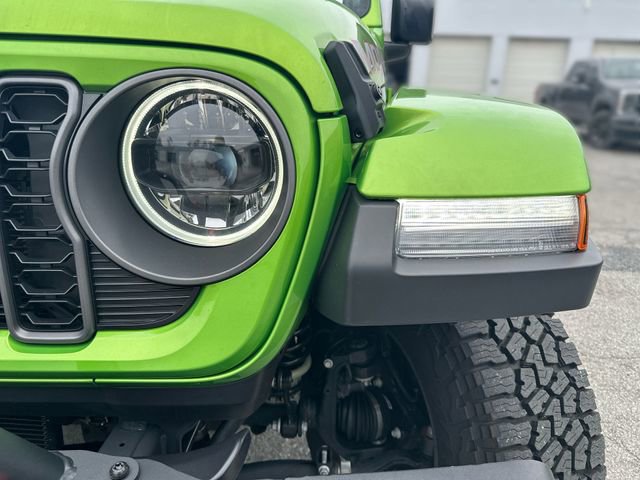 Used 2025 Jeep Gladiator Mojave image 9