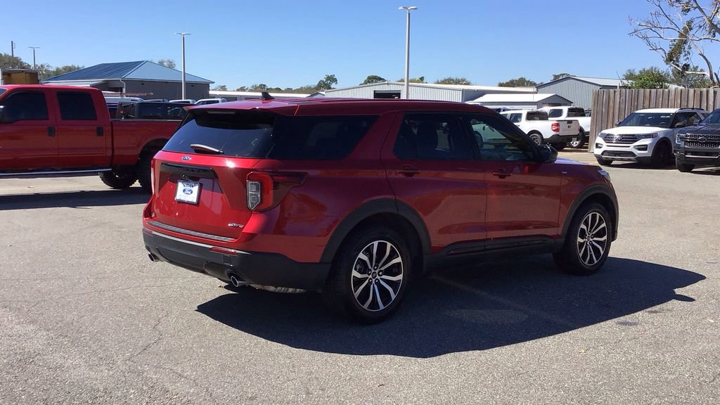 Certified 2022 Ford Explorer ST-Line image 4