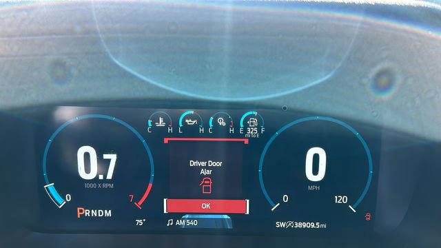 Certified 2023 Ford F150 Platinum w/ Equipment Group 701A High image 18