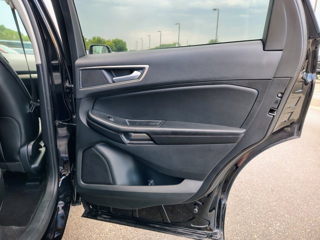 Certified 2024 Ford Edge SEL w/ Convenience Package AWD/4WD image 17