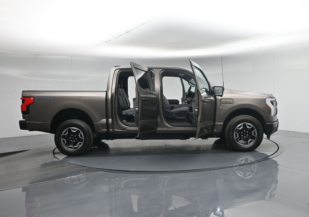 Certified 2023 Ford F150 Lightning Pro w/ Tow Technology Package AWD/4WD image 5