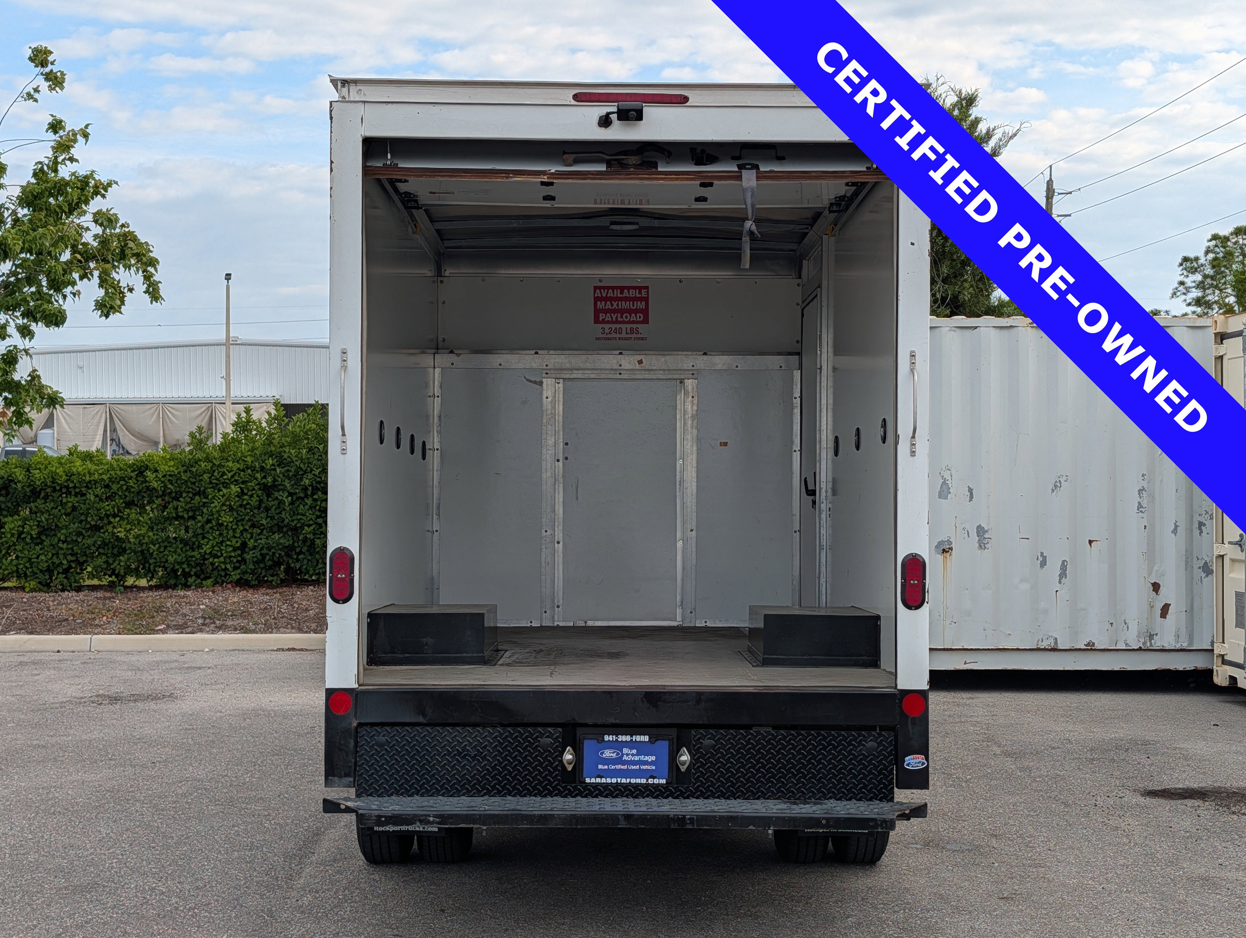 Certified 2022 Ford Transit 350 DRW RWD image 13