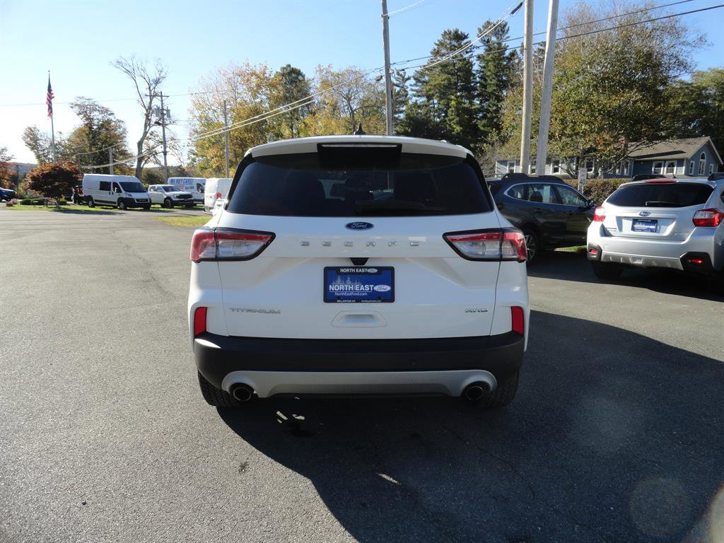 Certified 2021 Ford Escape Titanium image 4