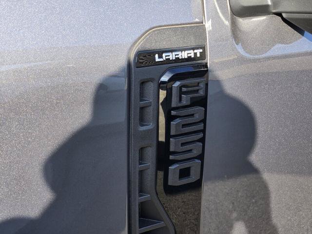 Certified 2025 Ford F250 Lariat w/ Lariat Ultimate Package AWD/4WD image 10