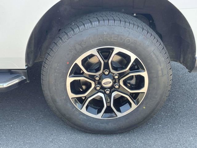 Certified 2023 Ford Expedition XLT image 30