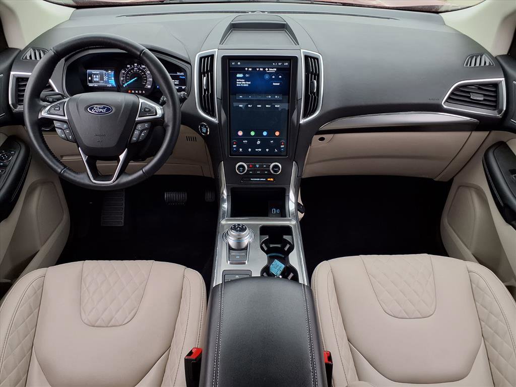 Certified 2024 Ford Edge Titanium image 11