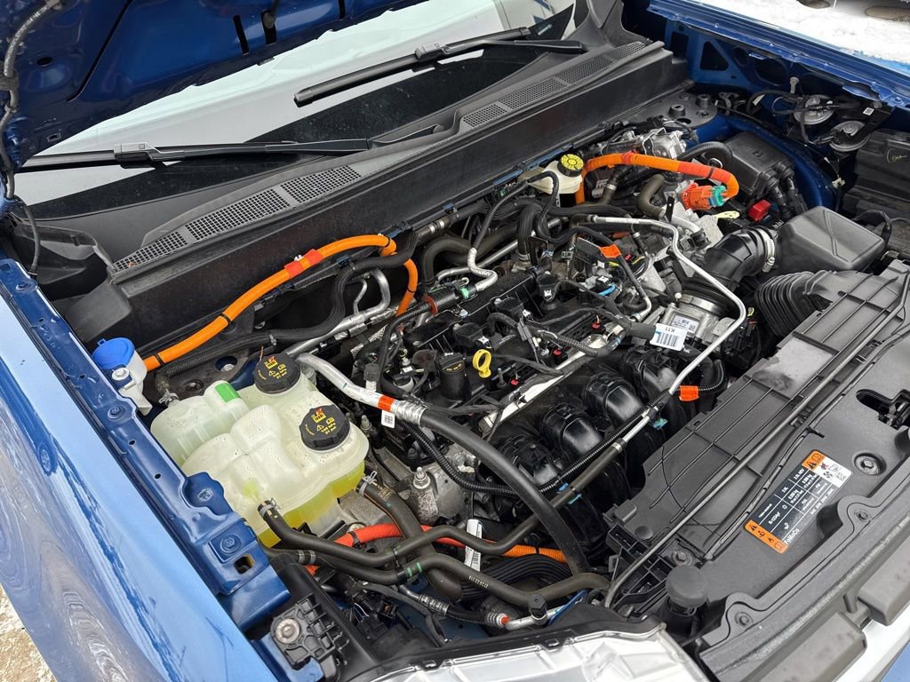 Certified 2024 Ford Maverick Lariat image 33