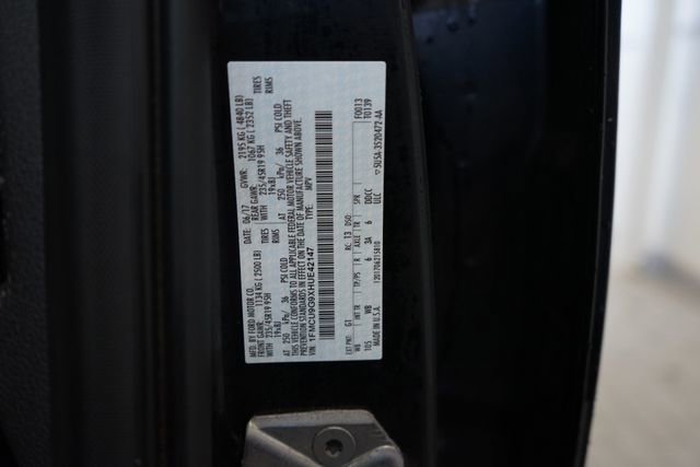 Certified 2017 Ford Escape SE w/ Equipment Group 201A image 18