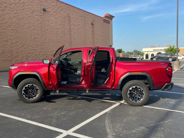 Used 2026 GMC Canyon AT4 AWD/4WD image 4
