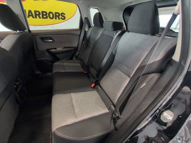 Used 2021 Nissan Rogue SV image 26