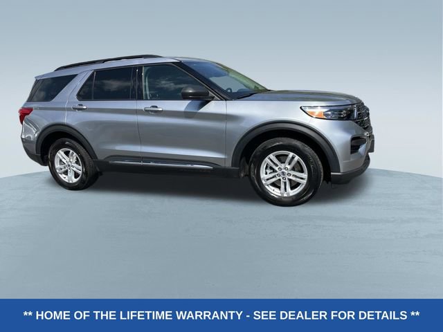 Certified 2024 Ford Explorer XLT RWD image 2