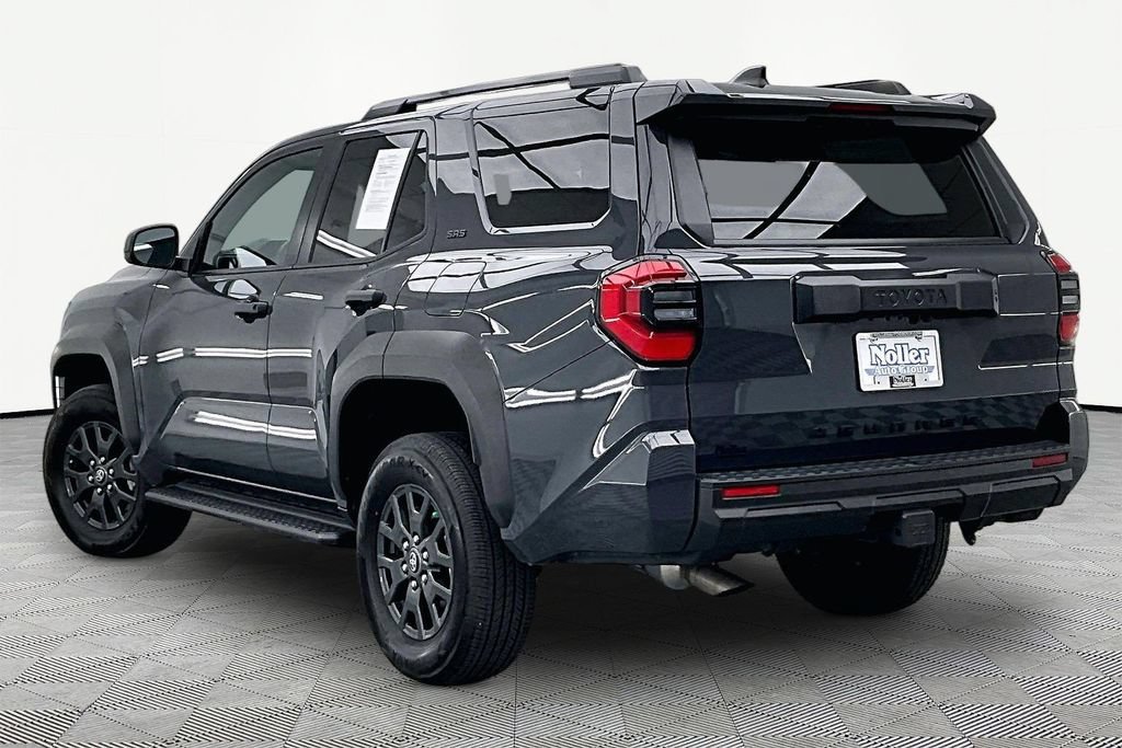 Used 2025 Toyota 4Runner SR5 AWD/4WD image 13