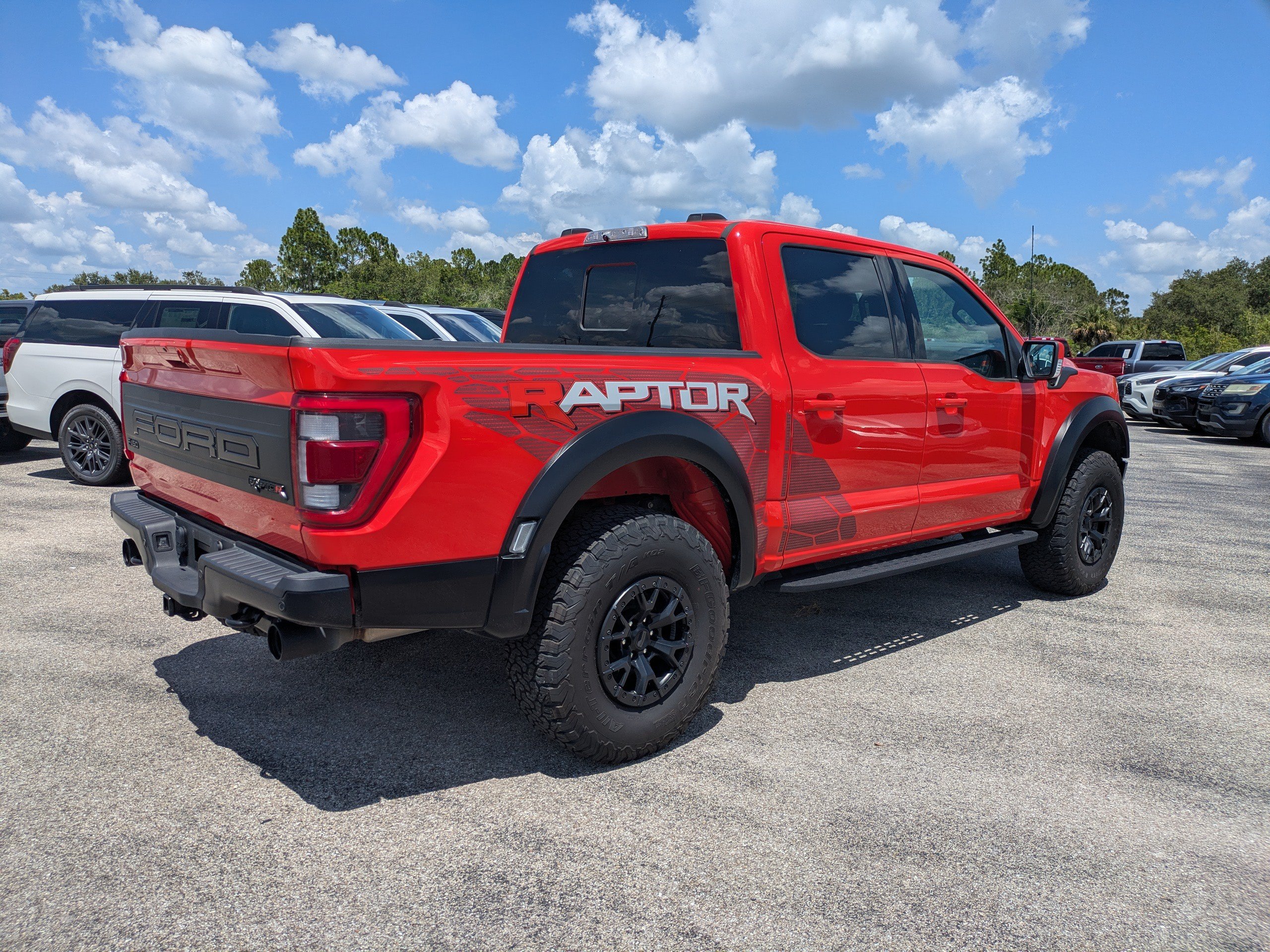 Certified 2023 Ford F150 Raptor w/ Equipment Group 802A Raptor R AWD/4WD image 4