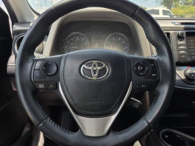 Used 2018 Toyota RAV4 XLE FWD image 20