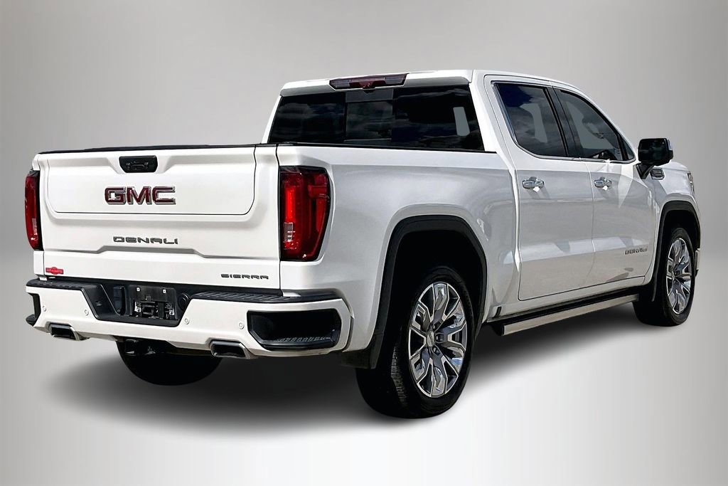 Used 2022 GMC Sierra 1500 Denali w/ Denali Reserve Package AWD/4WD image 4