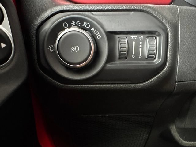Used 2018 Jeep Wrangler Unlimited Rubicon AWD/4WD image 19