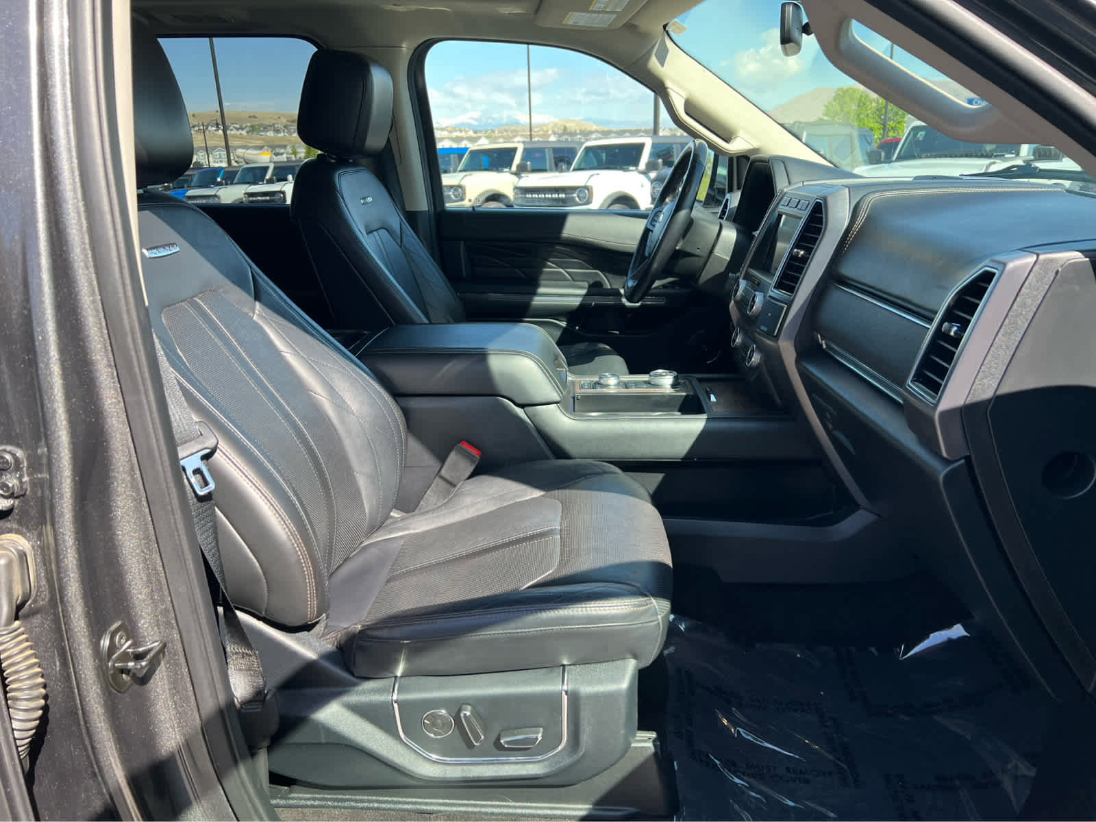 Certified 2021 Ford Expedition Max Platinum AWD/4WD image 16