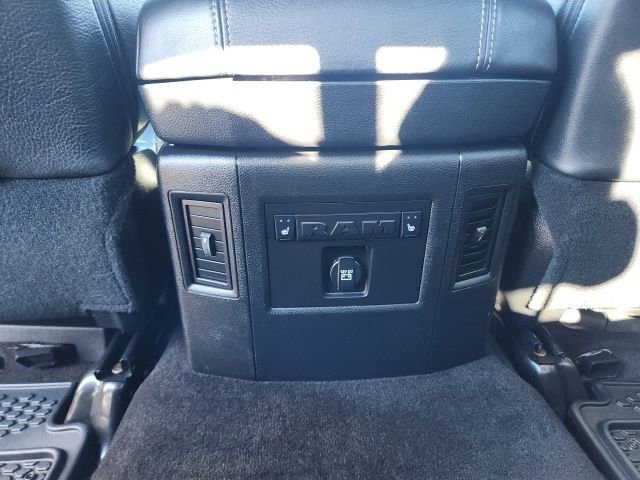 Used 2017 RAM 1500 Limited image 25