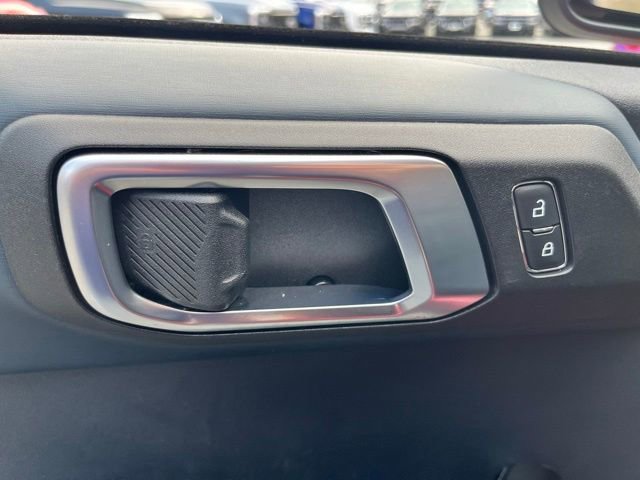 Certified 2025 Ford Bronco Heritage Edition AWD/4WD image 18